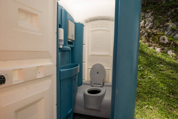Best Porta potty rental near me  in Bluff City, TN